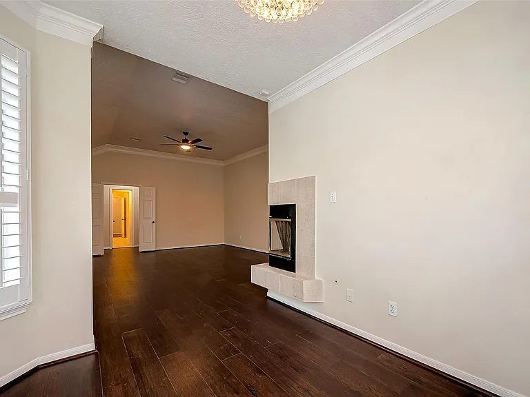 20819 Autumn Redwood Way — Photo 43