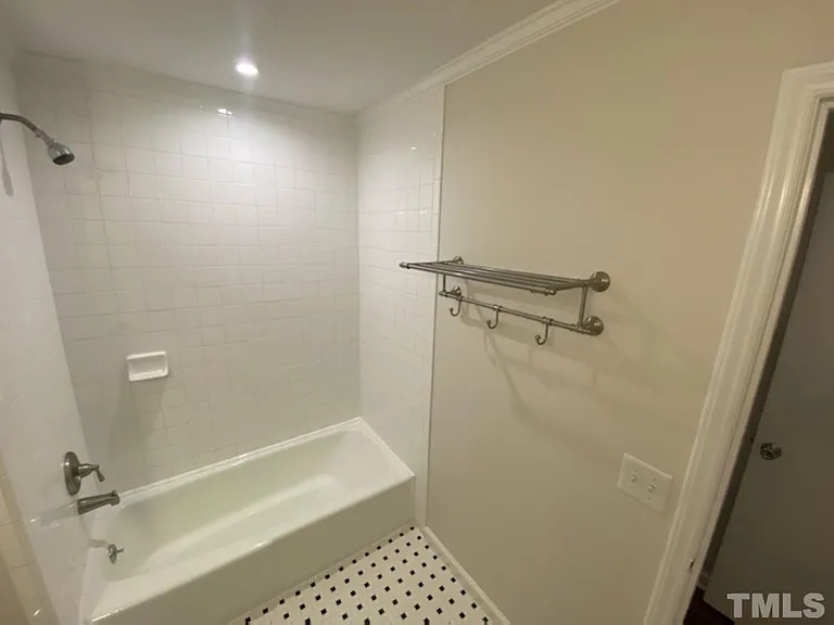 404 S Montreal Ct — Photo 26
