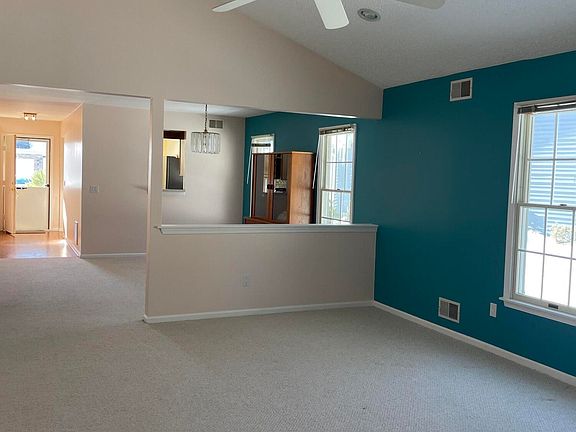 5th image of 1586 Crimson Road