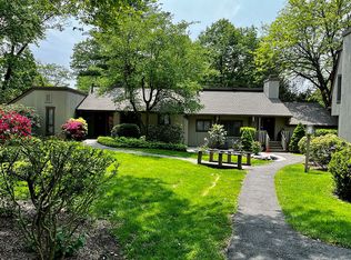 6 Byron Dr, Avon, CT 06001