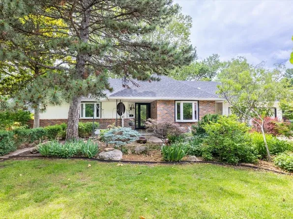 2047 N Westridge Dr, Wichita, KS 67203