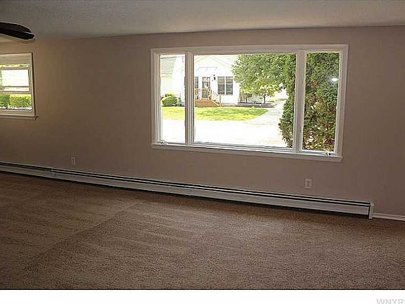 5th image of 4116 Willowdale Ave