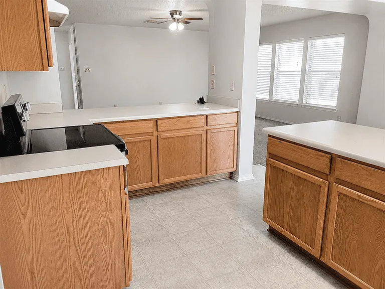 7334 Daulton Rdg — Photo 4
