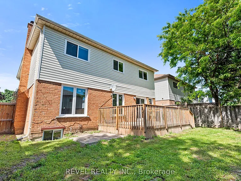 1005 Sandcliff Dr #BASEMENT — Photo 13