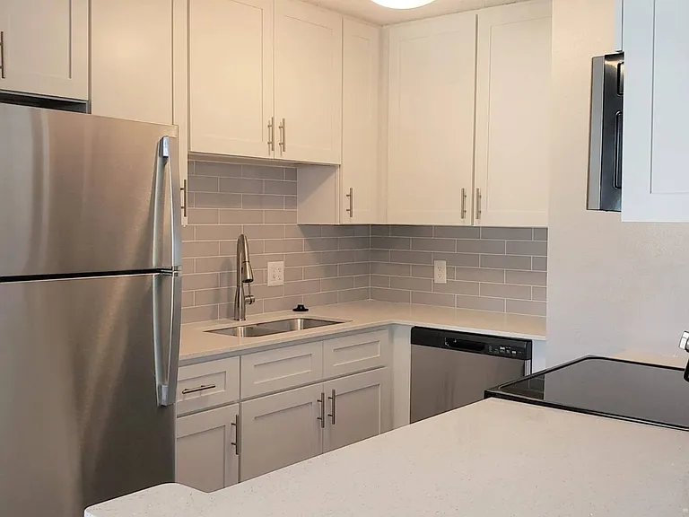 Madison Oaks Apartment Homes — Photo 3