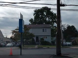 814 Providence Rd, Secane, PA 19018