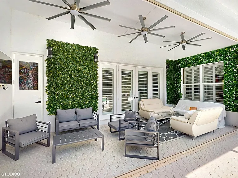 15700 Carrera Ln — Photo 19