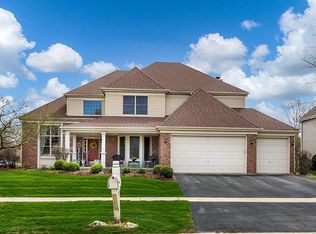 39W711 Benton Ln, Geneva, IL 60134