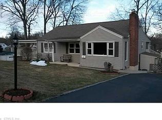 201 Milton Ave, West Haven, CT 06516