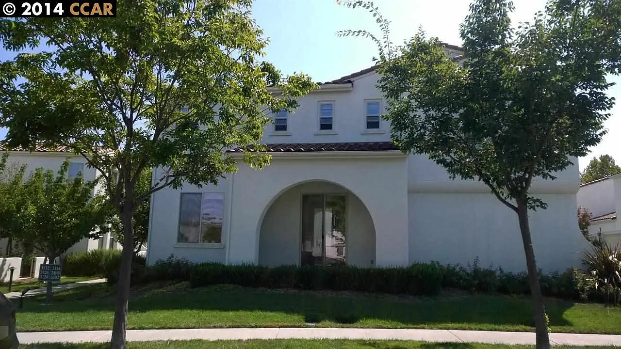 3102 Amaryllis Cir photo 1