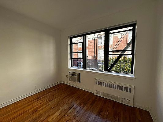 1st image of 418 E 88th St APT 4H