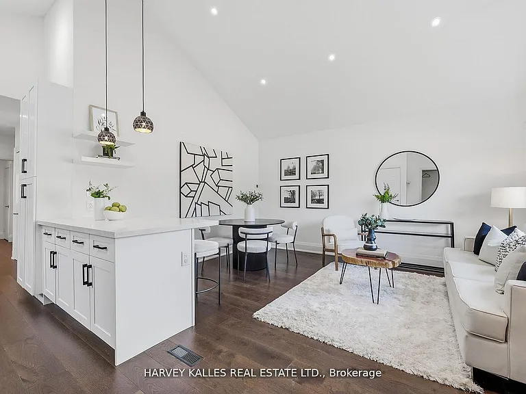 568 Northcliffe Blvd — Photo 4