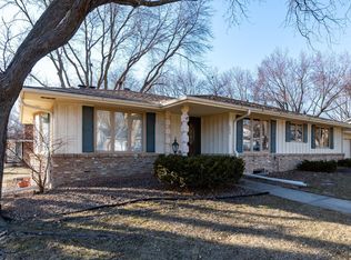 5805 Amy Dr, Edina, MN 55436