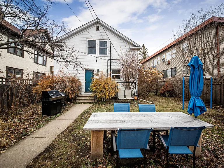 Backyard in fall - great entertaining space! Fully fenced-in.