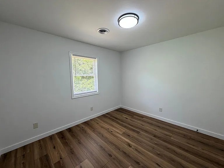 813 Ridge St — Photo 26