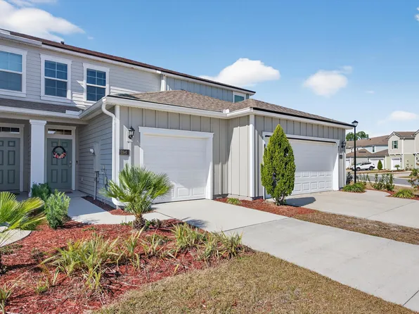 194 Redbud Rd, Palm Coast, FL 32137