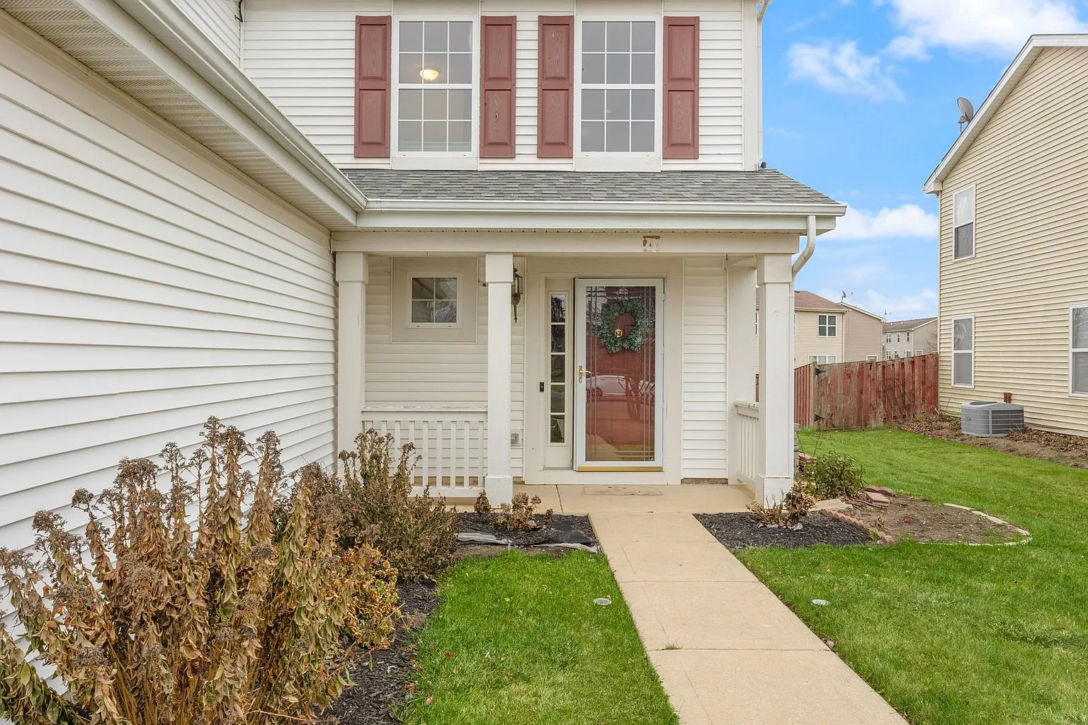 1195 Spinnaker St photo 1