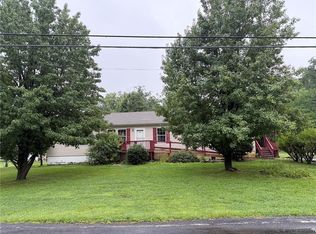 432 Old Allentown Rd, Wind Gap, PA 18091