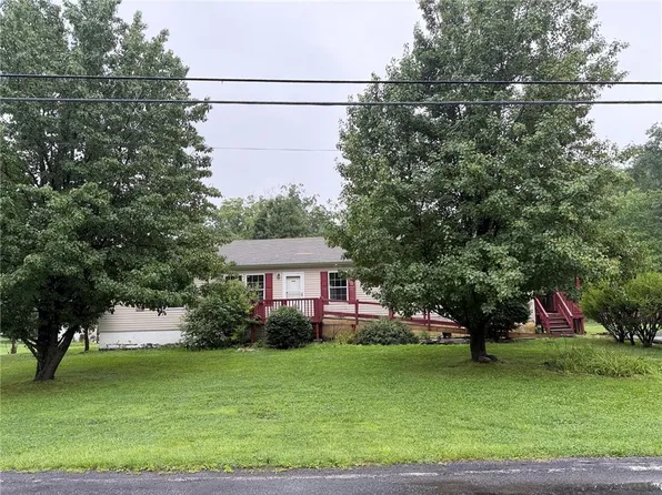 432 Old Allentown Rd, Wind Gap, PA 18091