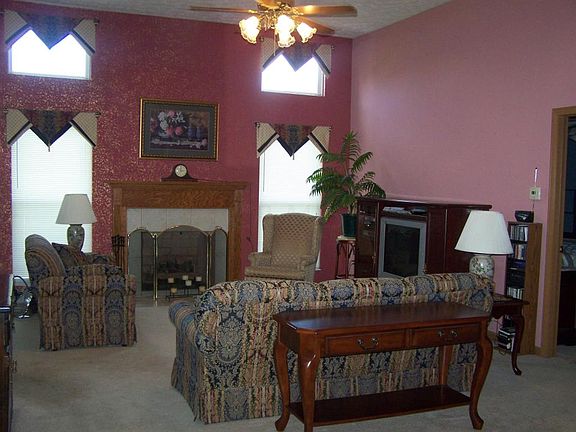 4th image of 1026 Crossbrook Blvd