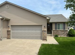 481 NE 60th St, Pleasant Hill, IA 50327