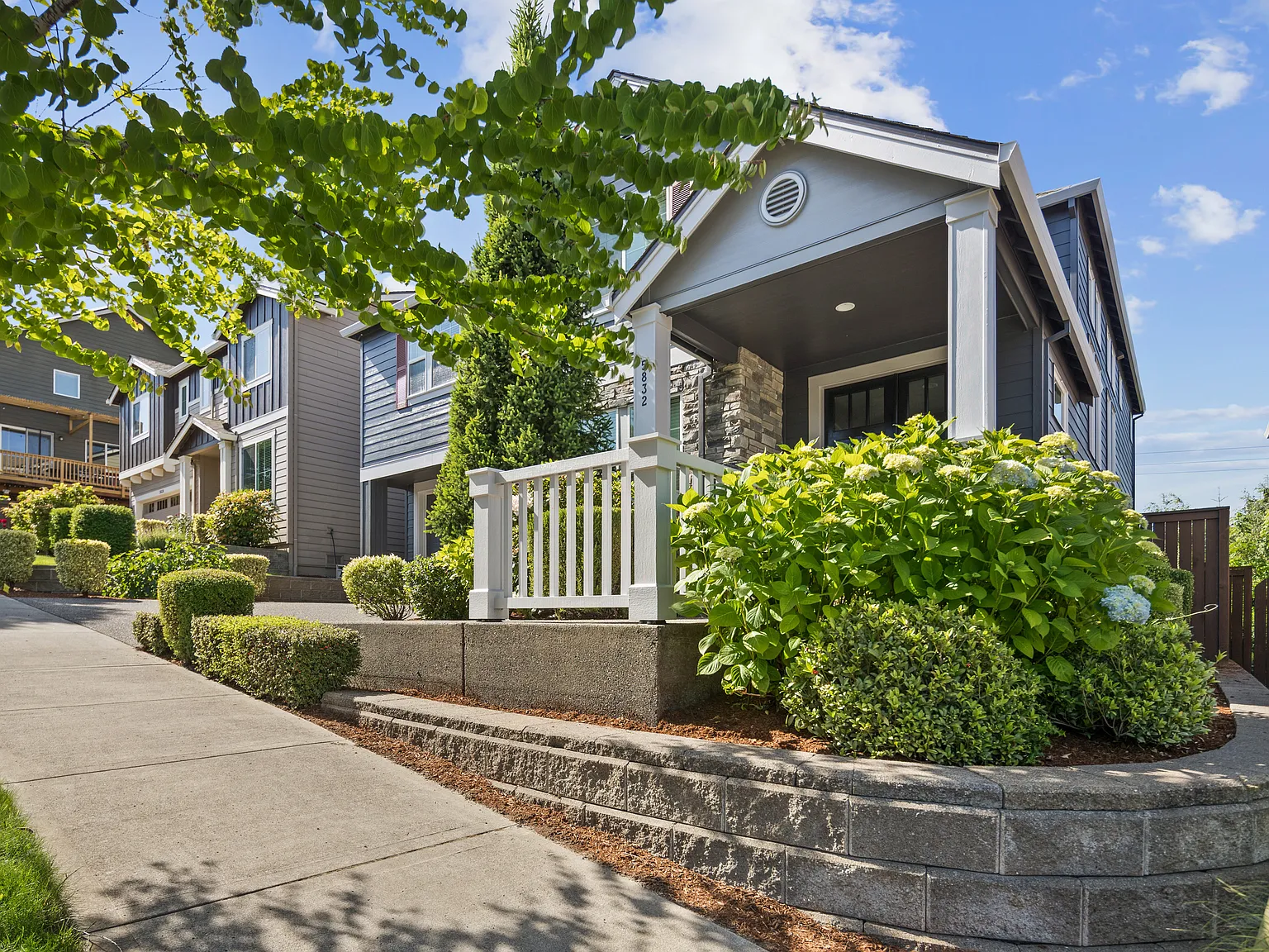 6 bed, 3.5 bath, 3470 sqft, $3,495 — Photo 4