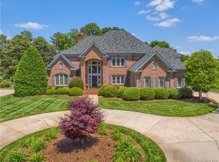 19000 Peninsula Club Dr, Cornelius, NC 28031