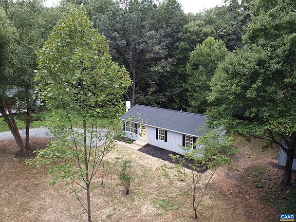4th image of 87 Wood Dr