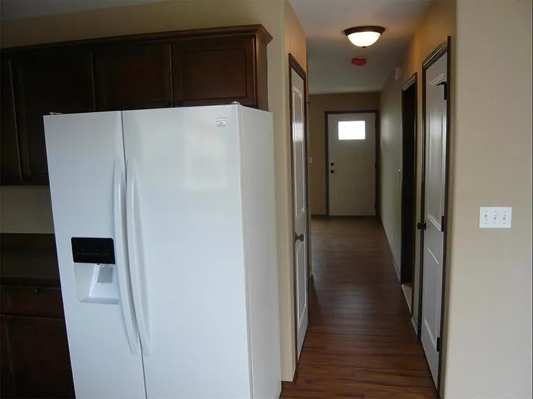 510 E Helena Ave — Photo 3