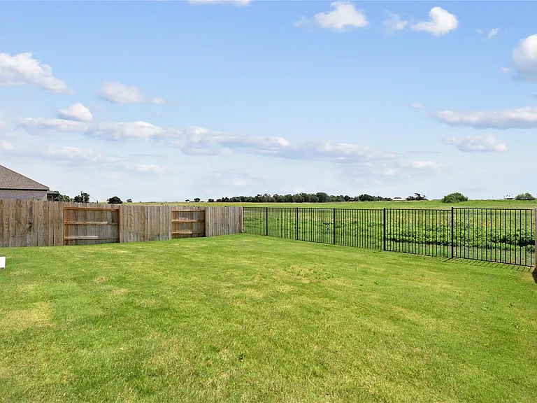 127 Plumbago Loop — Photo 29