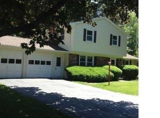 318 East St, Pittsford, NY 14534