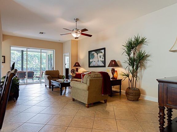 3rd image of 766 Vistana Cir