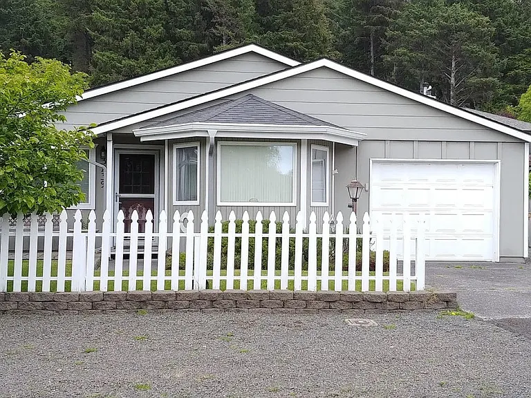 3739 W Chinook Ave — Photo 11
