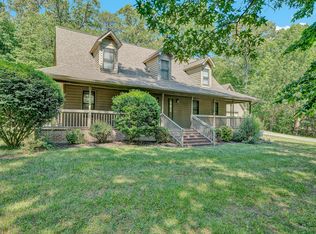 2013 Bear Creek Dr, Salem, VA 24153