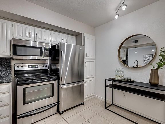 2nd image of 7640 W Greenway Blvd APT 6N