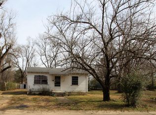 1302 N Erie Ave, Russellville, AR 72801