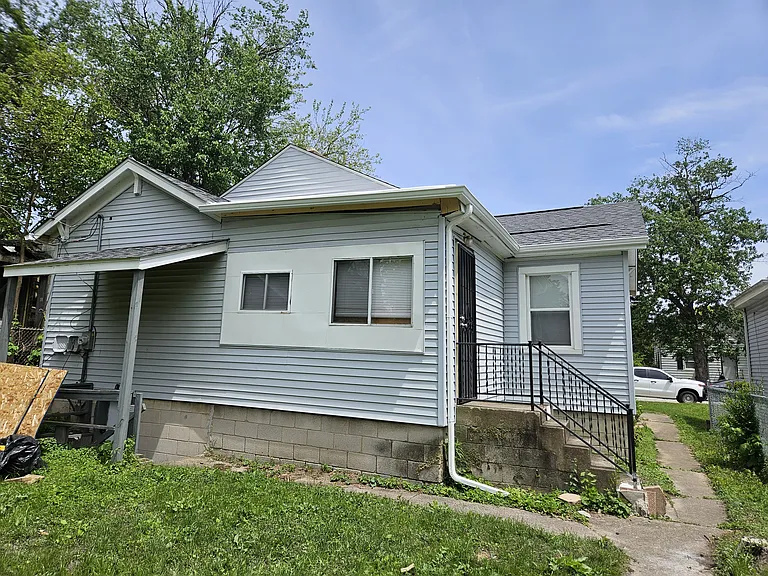 4748 Monroe St — Photo 16
