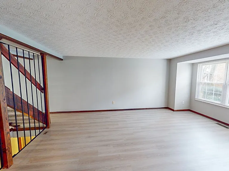 5123 Delancey St — Photo 4
