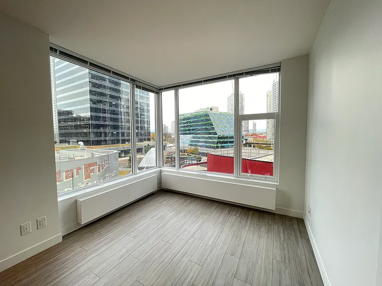 13655 Fraser Hwy #604 — Photo 9