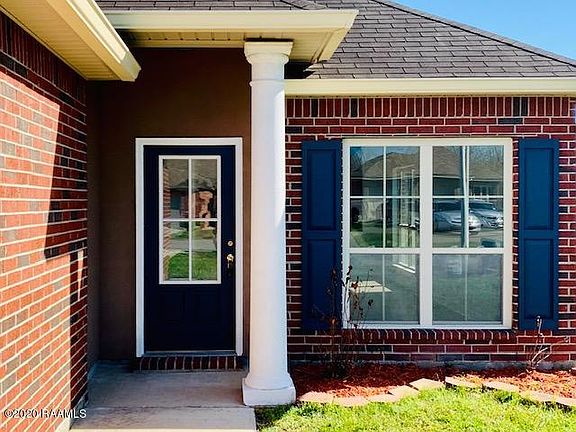 2nd image of 102 Sunny Oak Trl