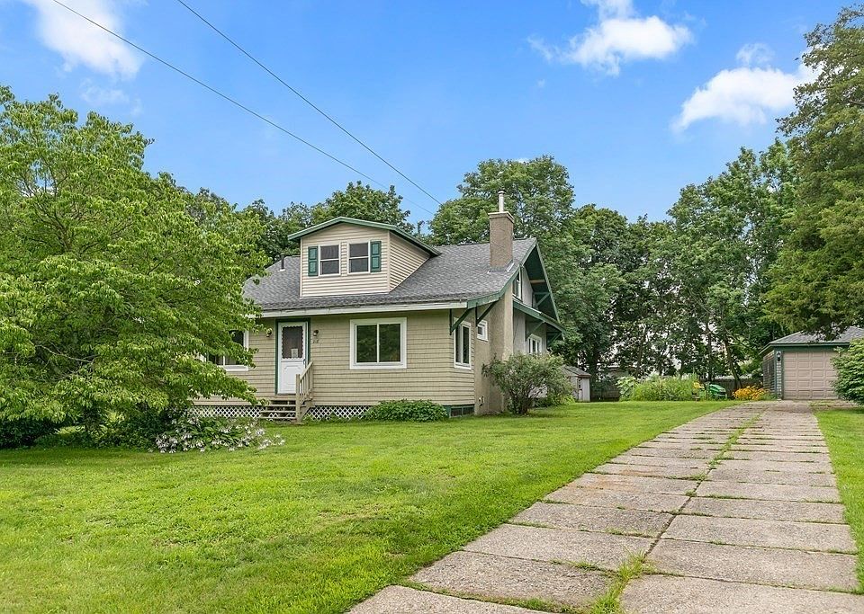 218 May St, Attleboro, MA 02703 Zillow