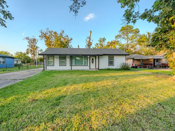 5107 Sycamore Ave, Pasadena, TX 77503