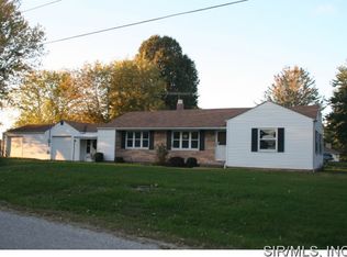 101 Walnut Dr, Caseyville, IL