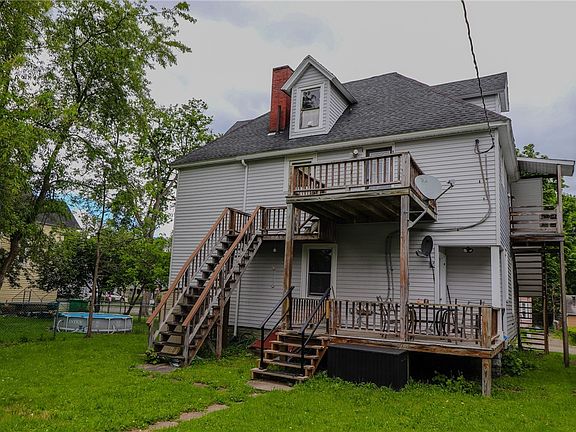 2nd image of 241 Decatur St