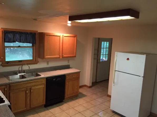 509 Wabana St, Pittsburgh, PA 15214