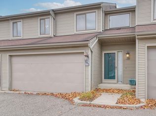 655 Glasgow Ct, Rochester, MI 48307