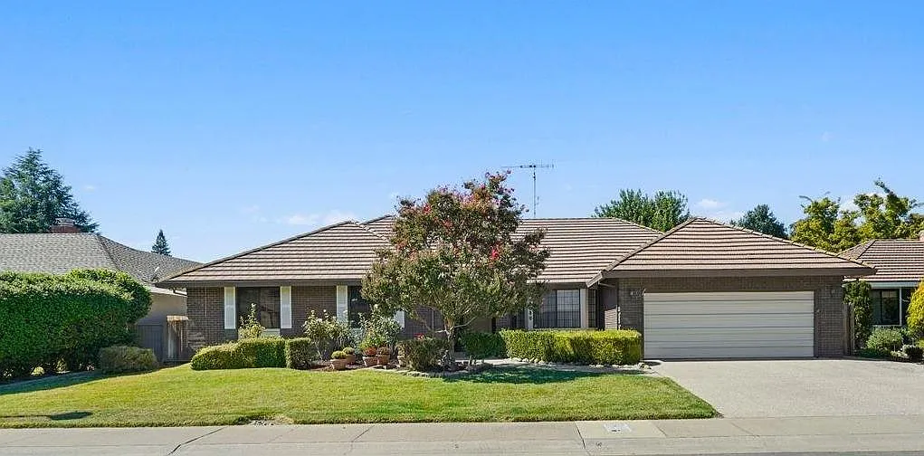 7680 River Ranch Way photo 1
