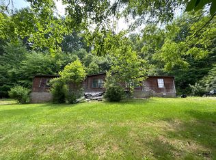 546 Sportsman Dr, Bluefield, WV 24701