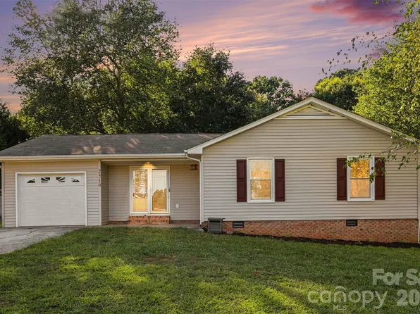 2519 Winterfield Dr, Gastonia, NC 28056
