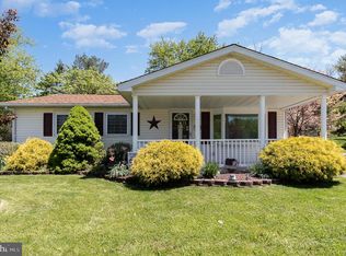 4812 Springfield Dr, York, PA 17408